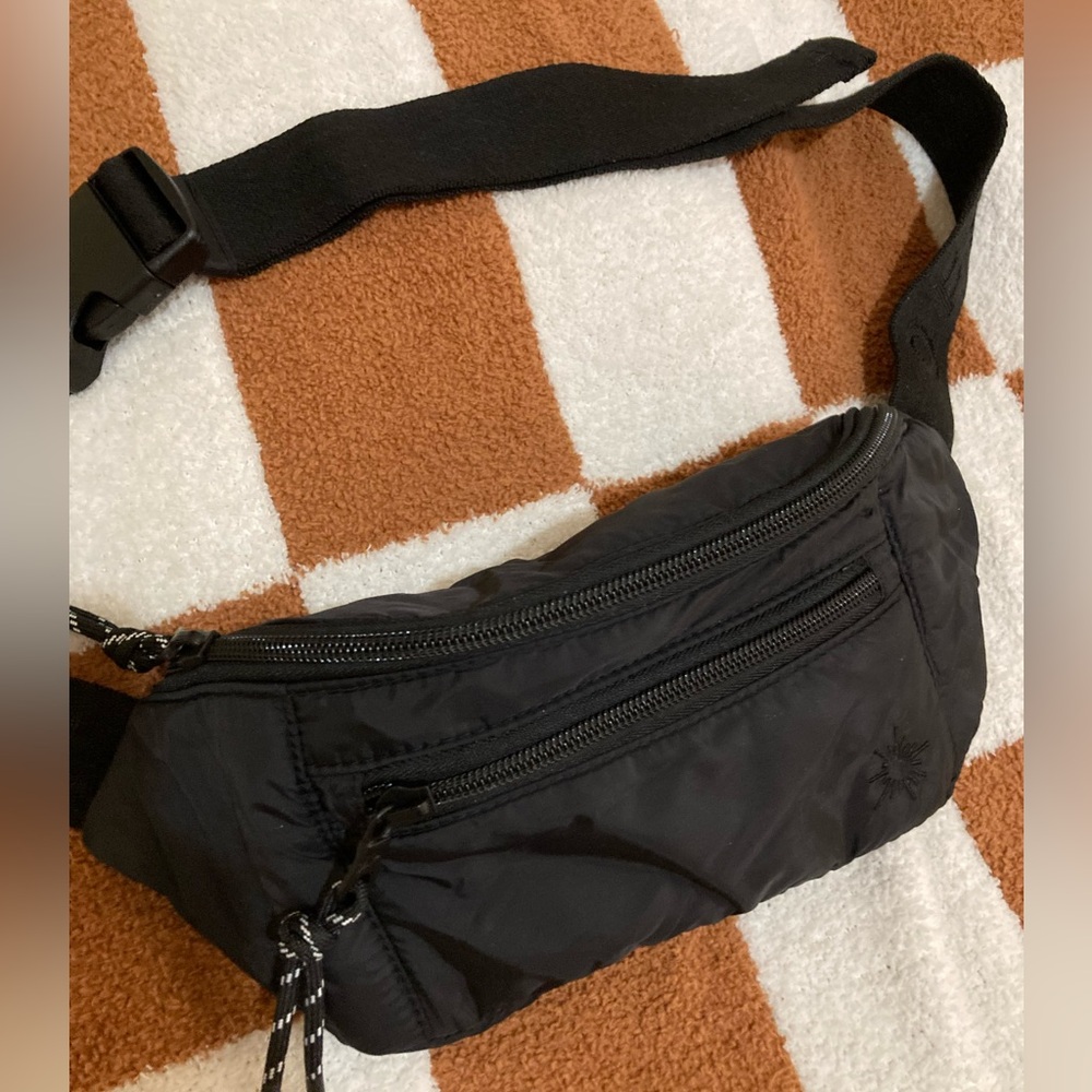 Aerie Offline Fanny Pack Crossbody